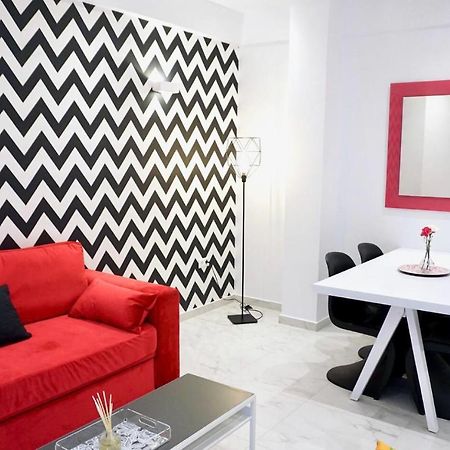 Cozy Apartment In The Center Of Афины Экстерьер фото