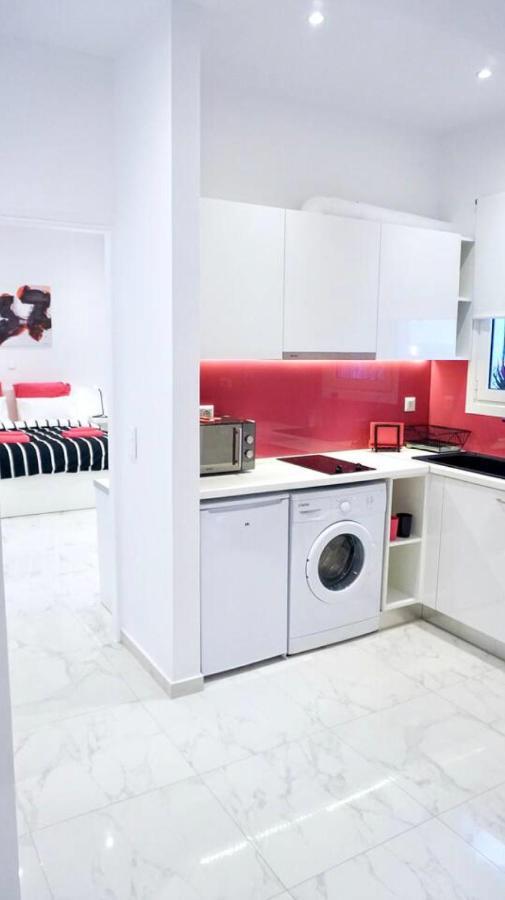Cozy Apartment In The Center Of Афины Экстерьер фото